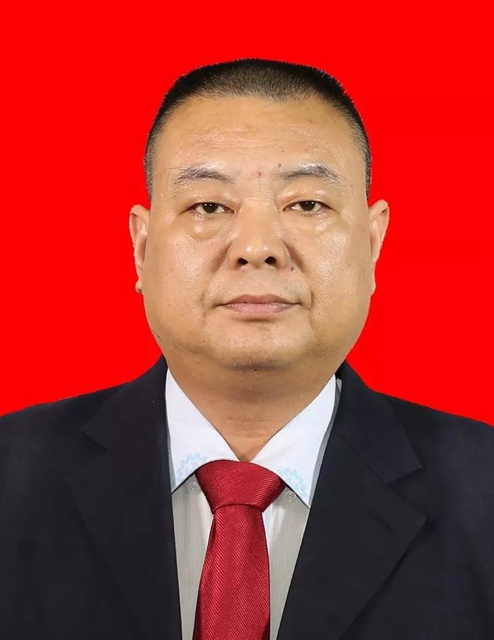 红门工会主席肖治富先生.jpg